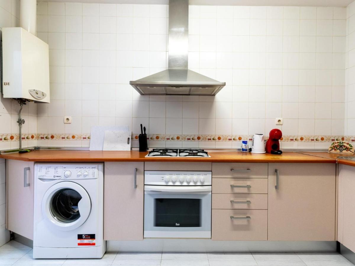 Holi-rent Antillano Campos Apartment Seville