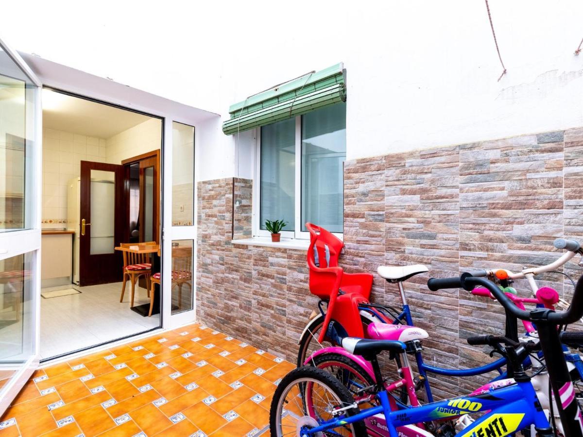 Holi-rent Antillano Campos *