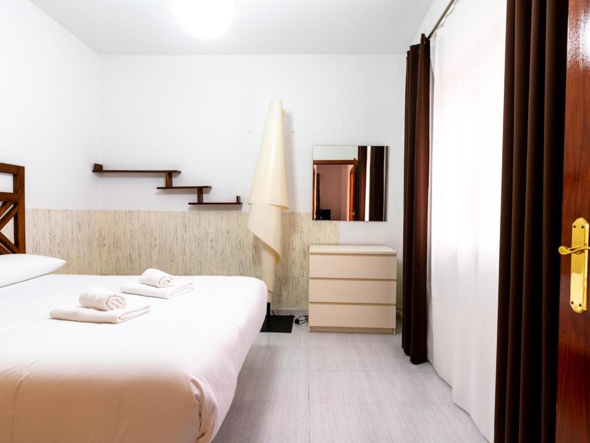 Holi-rent Antillano Campos *