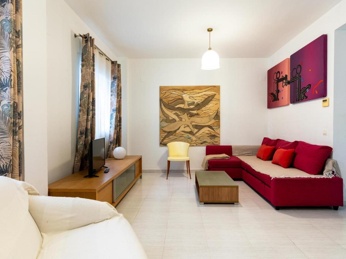 Holi-rent Antillano Campos